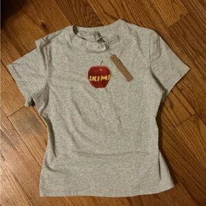 SKIMS Gray Tee with Red Apple Design, NYC exclusive, LE, sold out!!